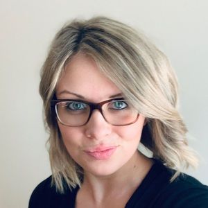 Meet your Posher, Emily